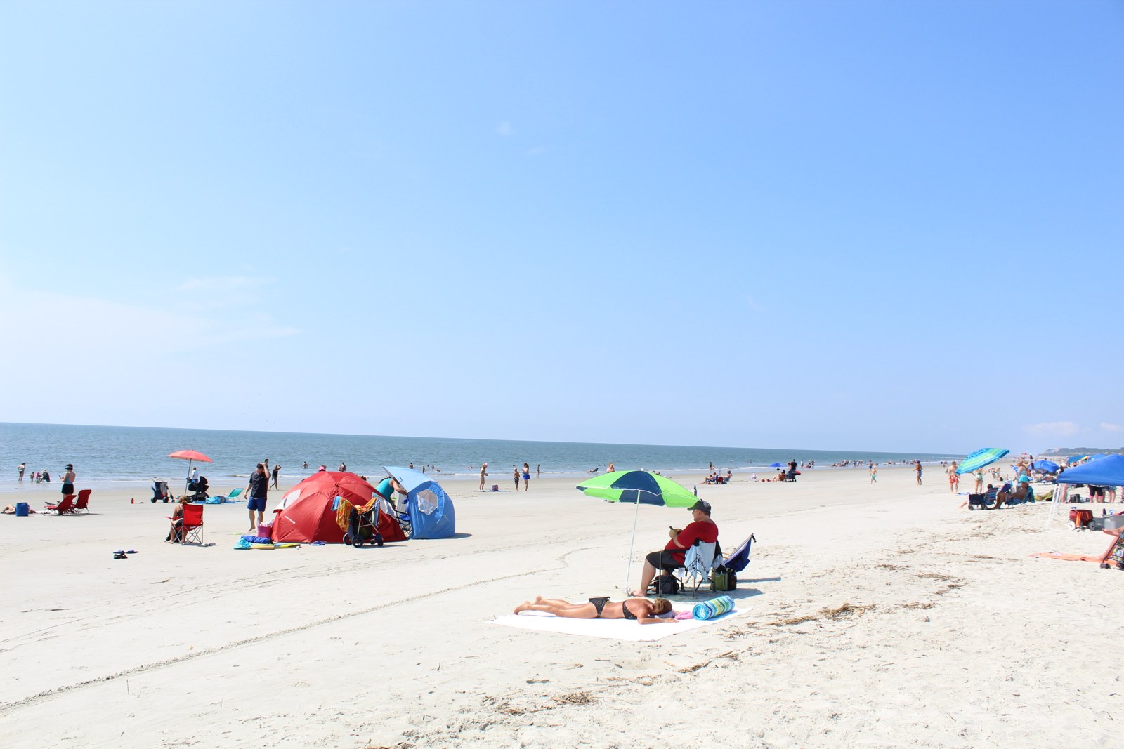 Archival 2017-07-20 shoreline photograph. Not evidence of today’s facilities, guards or water conditions.
