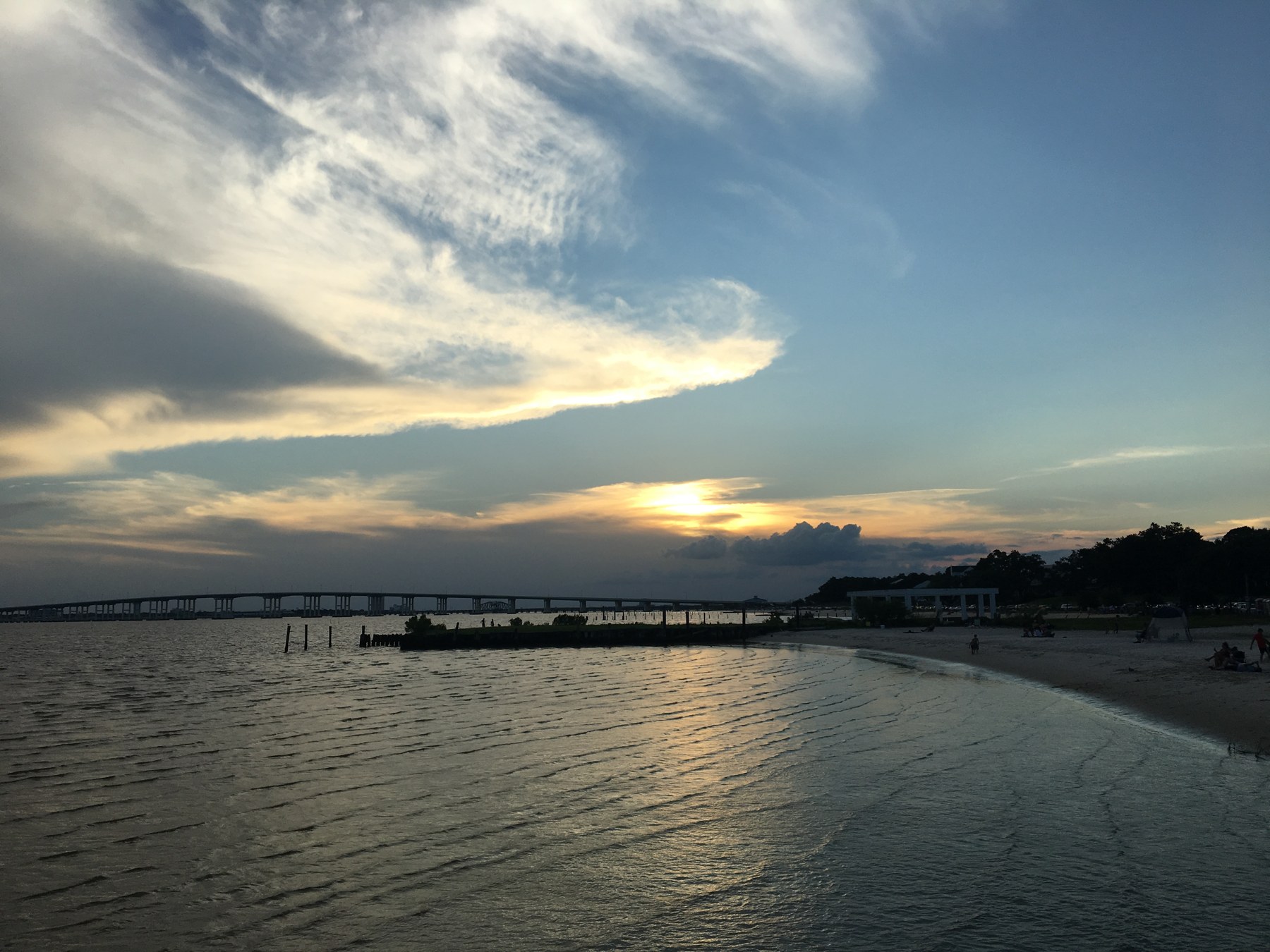 Front Beach, Ocean Springs — photographed 2019-07-03. Historical image; not current conditions. Photo: Anably.