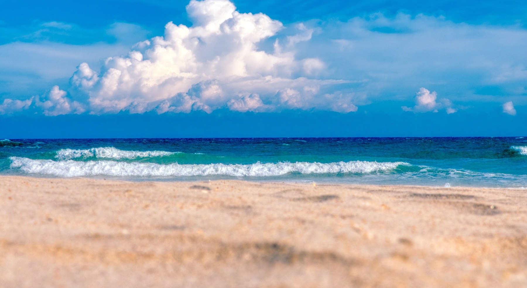 North Topsail Beach shoreline; publisher-reported capture date July 30, 2020.