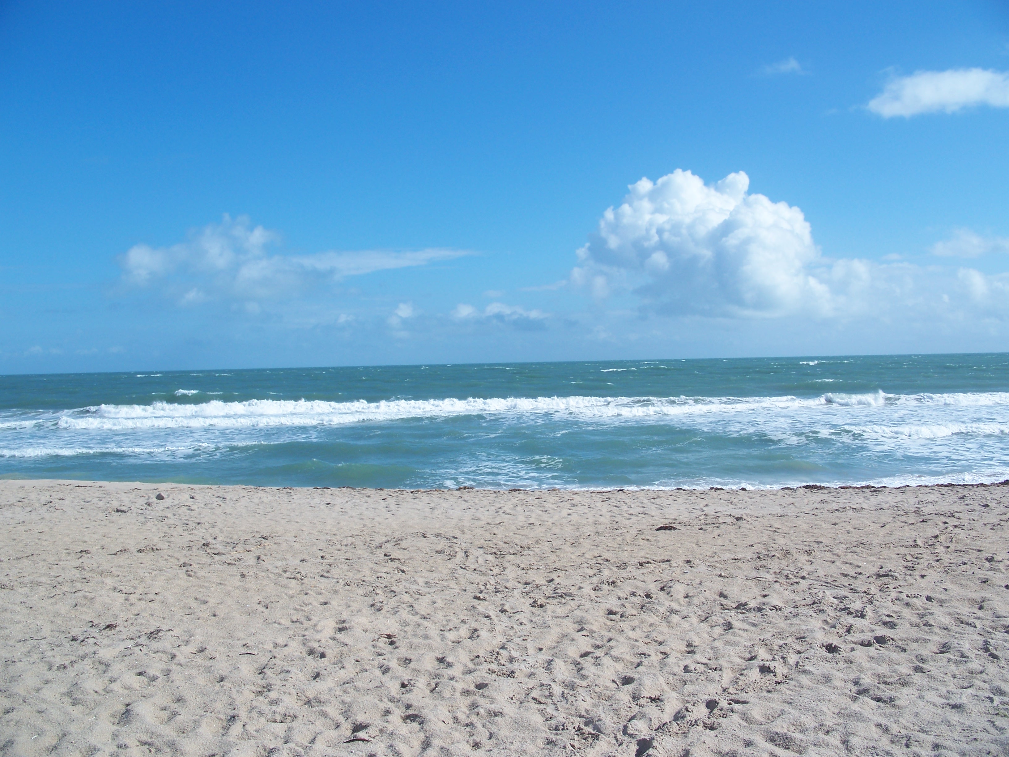 Avalon State Park beach shoreline in 2010; archival scenery, not current access or conditions.