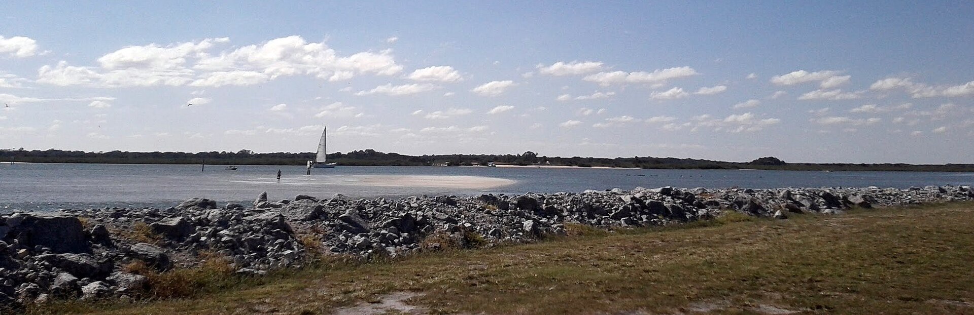 Ponce Inlet shoreline from Lighthouse Point Park